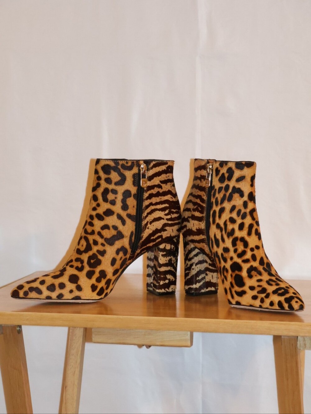 ANTONIO MELANI Shahn Leopard & Tiger Print Calf Hair Ankle Boots. 7M - Picture 4 of 16